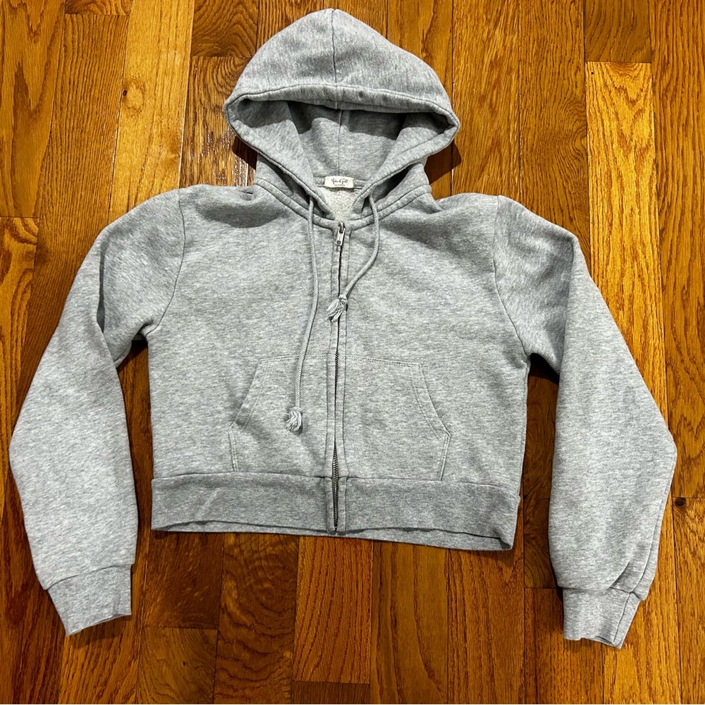 Brandy Melville Gray Cropped Zip-Up Hoodie